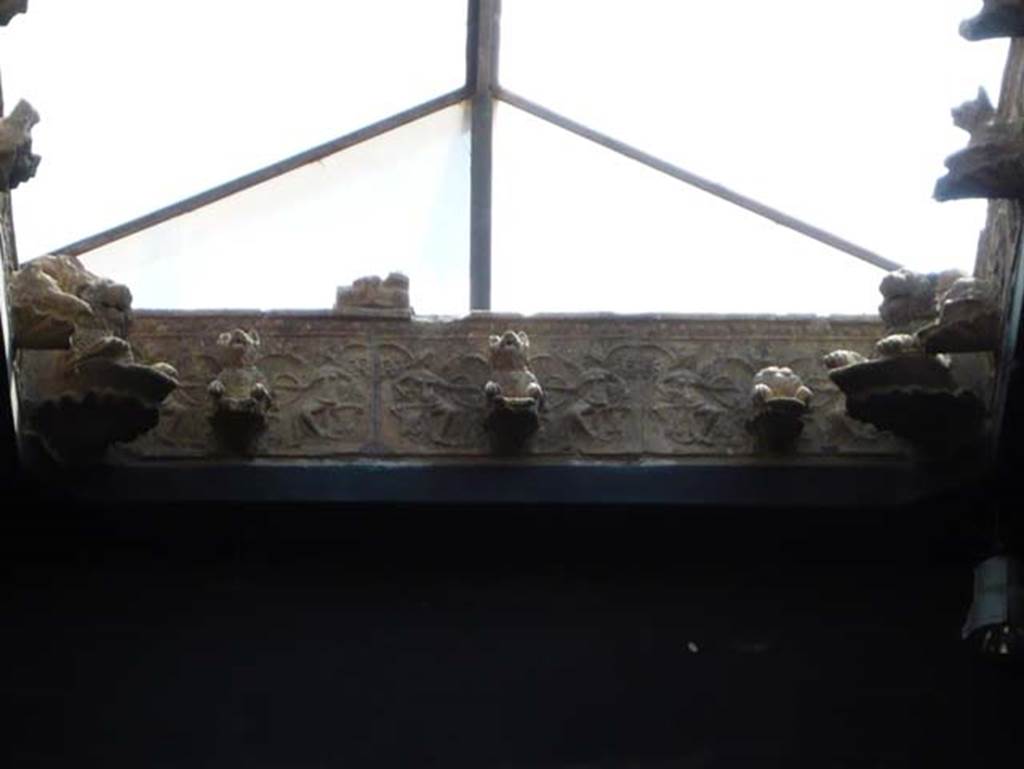 III.11 Herculaneum. August 2013. Room 6, detail of water-spouts in compluvium.
Photo courtesy of Buzz Ferebee.